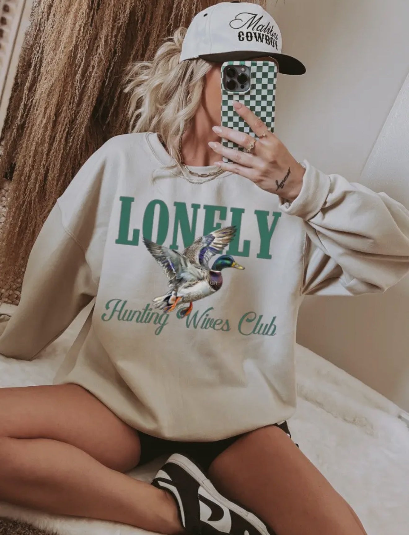 Lonely Duck Hunting Wives