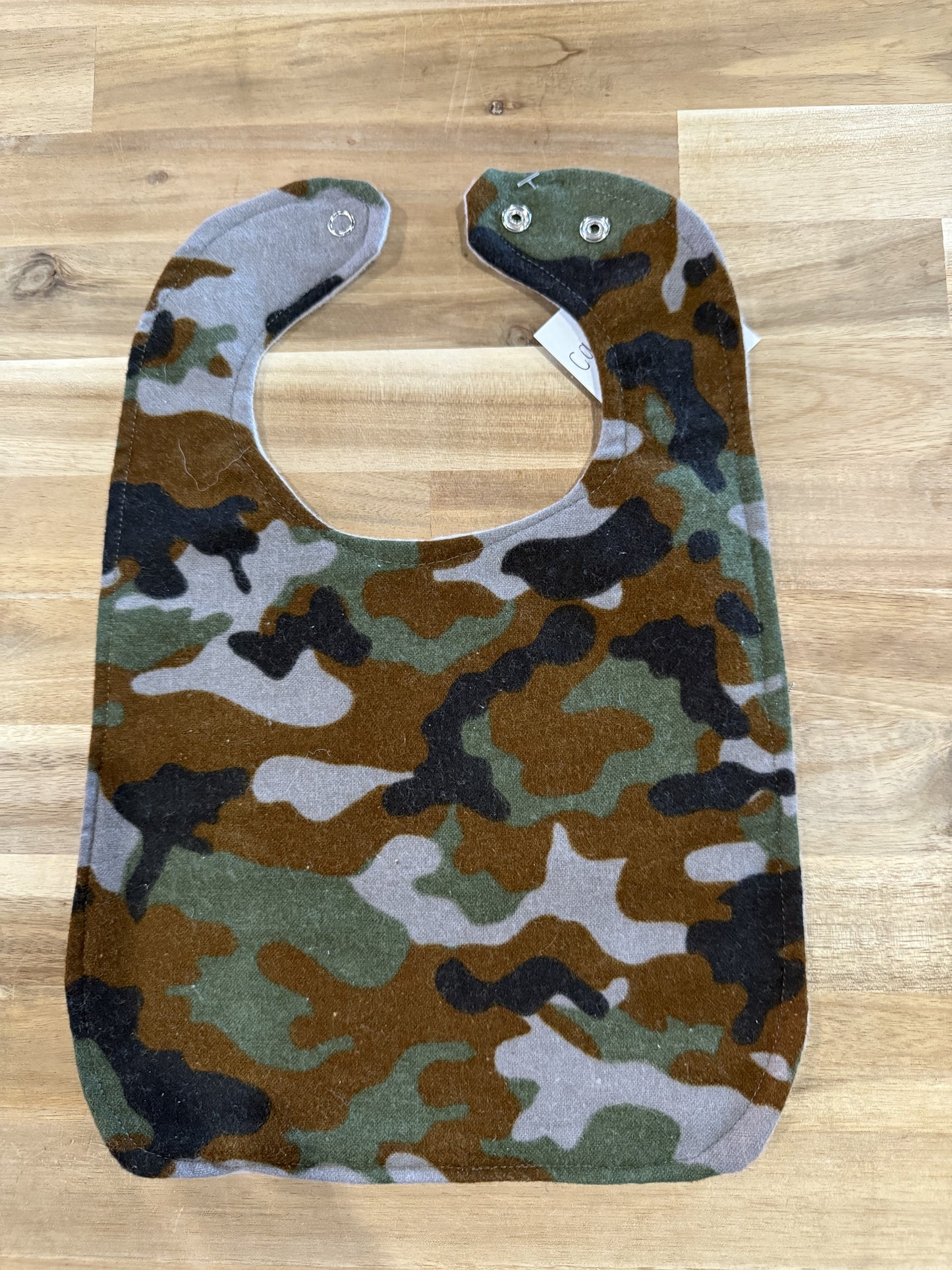 Camo Bib